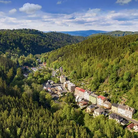 Johann's Heritage Near & Nature Apartment